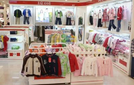  普格店面装修风格确定。