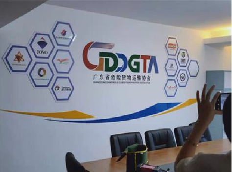  普格公司走廊文化墙如何设计布置？